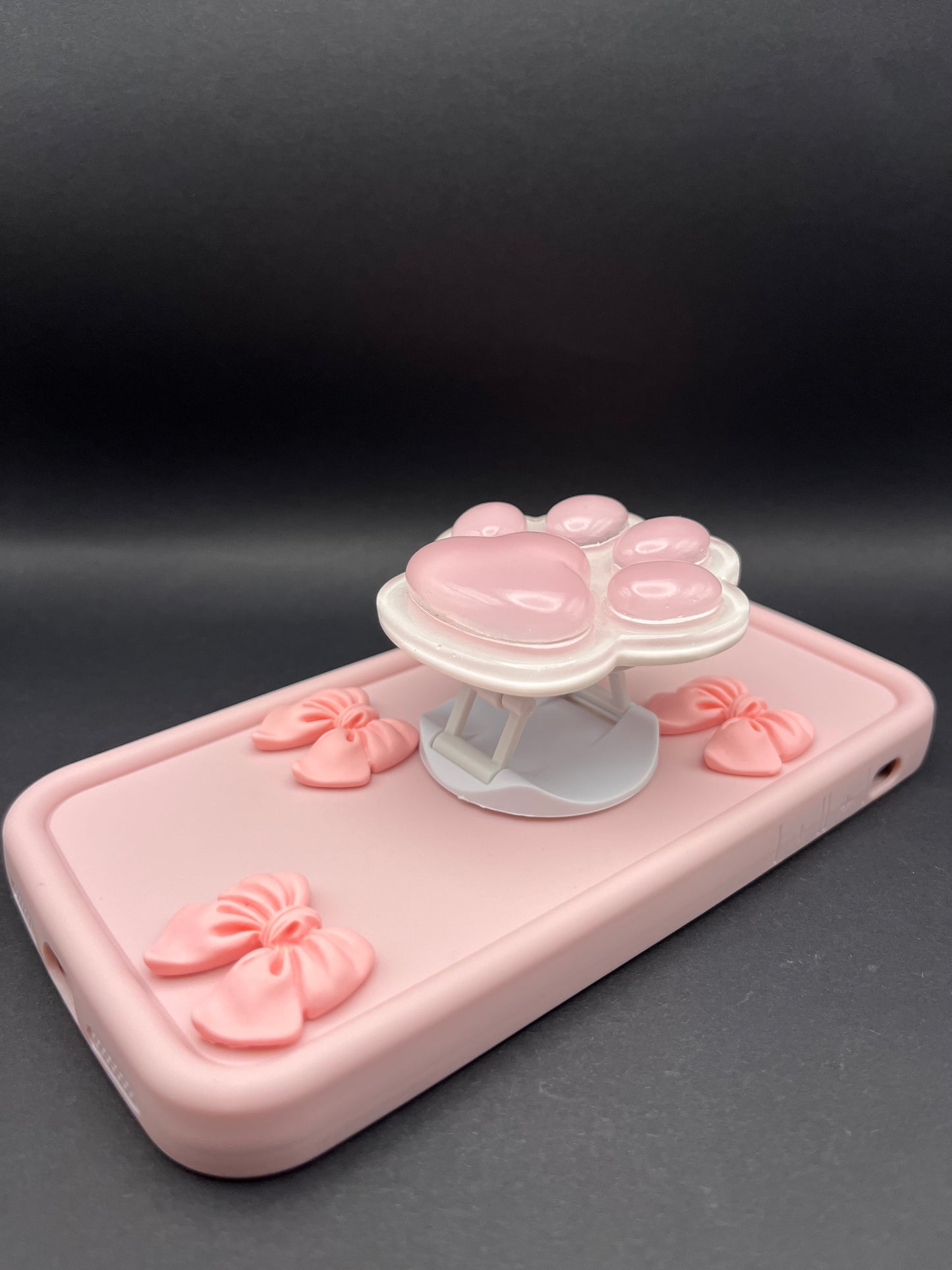 Cat Paw Phone Holder: Purr-fectly Adorable and Functional!